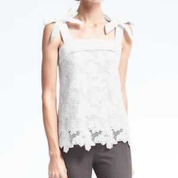 Banana Republic Tops - Banana Republic Bow Lace Tank Top